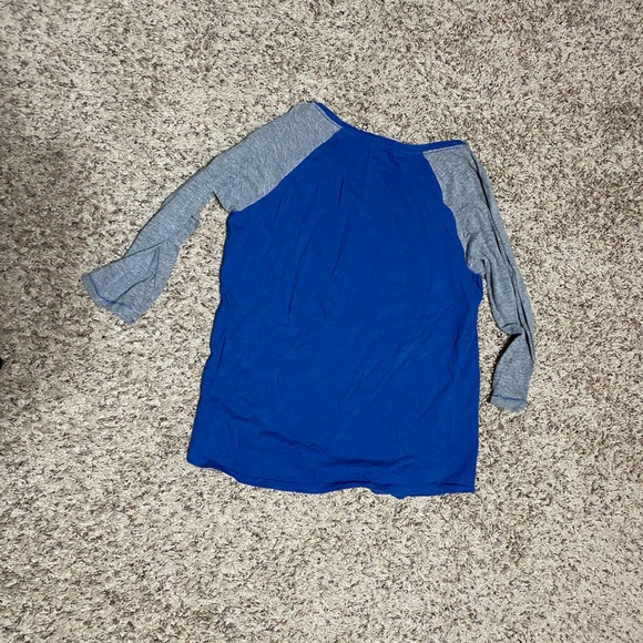 Womens 3/4 sleeve Chicago cubs tee. - Picture 2 of 3